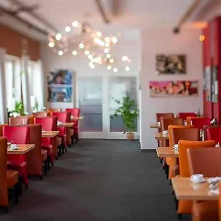 Im Schützenhof, 3*