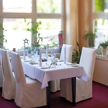 Im Schützenhof, 3* Jever